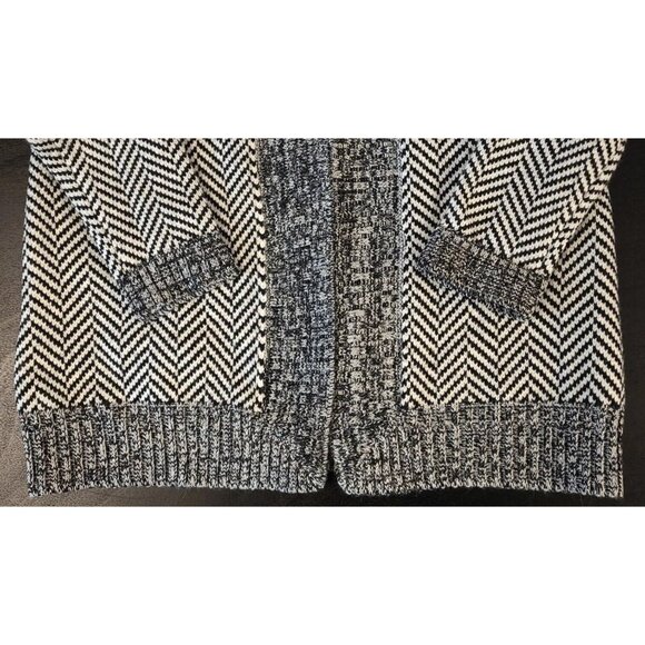 White House Black Market Sweater Coat Chevron Print Mid-Length Cardigan Women S - Picture 13 of 13
